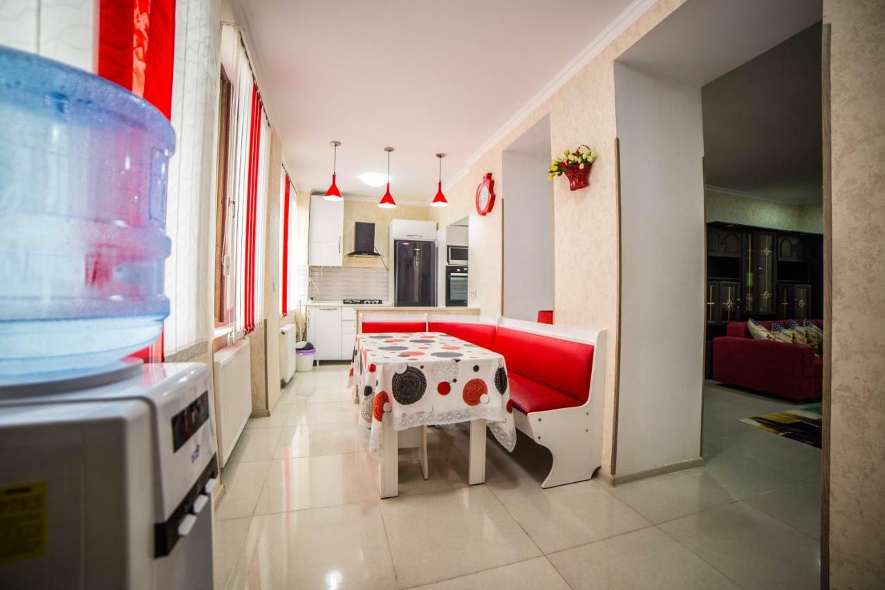 Guest House Theodora Kutaisi Luaran gambar