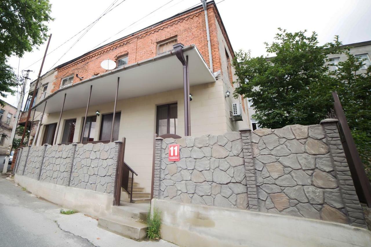 Guest House Theodora Kutaisi Luaran gambar